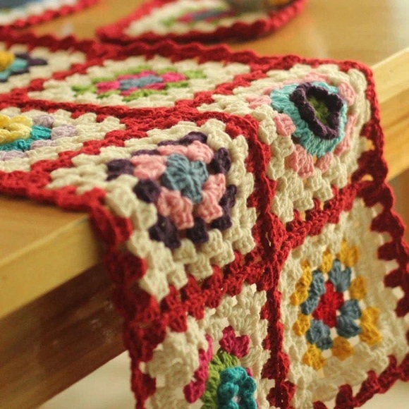 Brand New - Vintage Style Handmade 3D floral long Afghan Crochet Throw - Picture 5 of 6